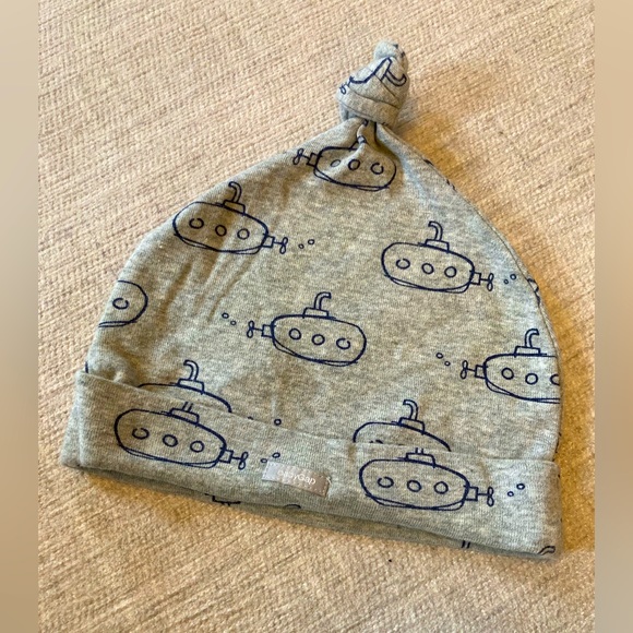 BabyGap Submarine Knit Hat, 6-12 months - Picture 9 of 9